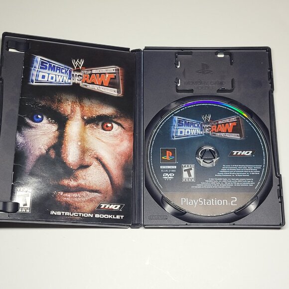 WWE Smackdown Vs. Raw Playstation 2 PS2 complete cib video game wrestling - Picture 2 of 6
